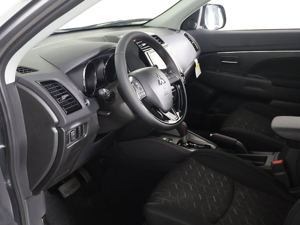 New 2027 Mitsubishi Outlander Sport LE AWD/4WD image 19