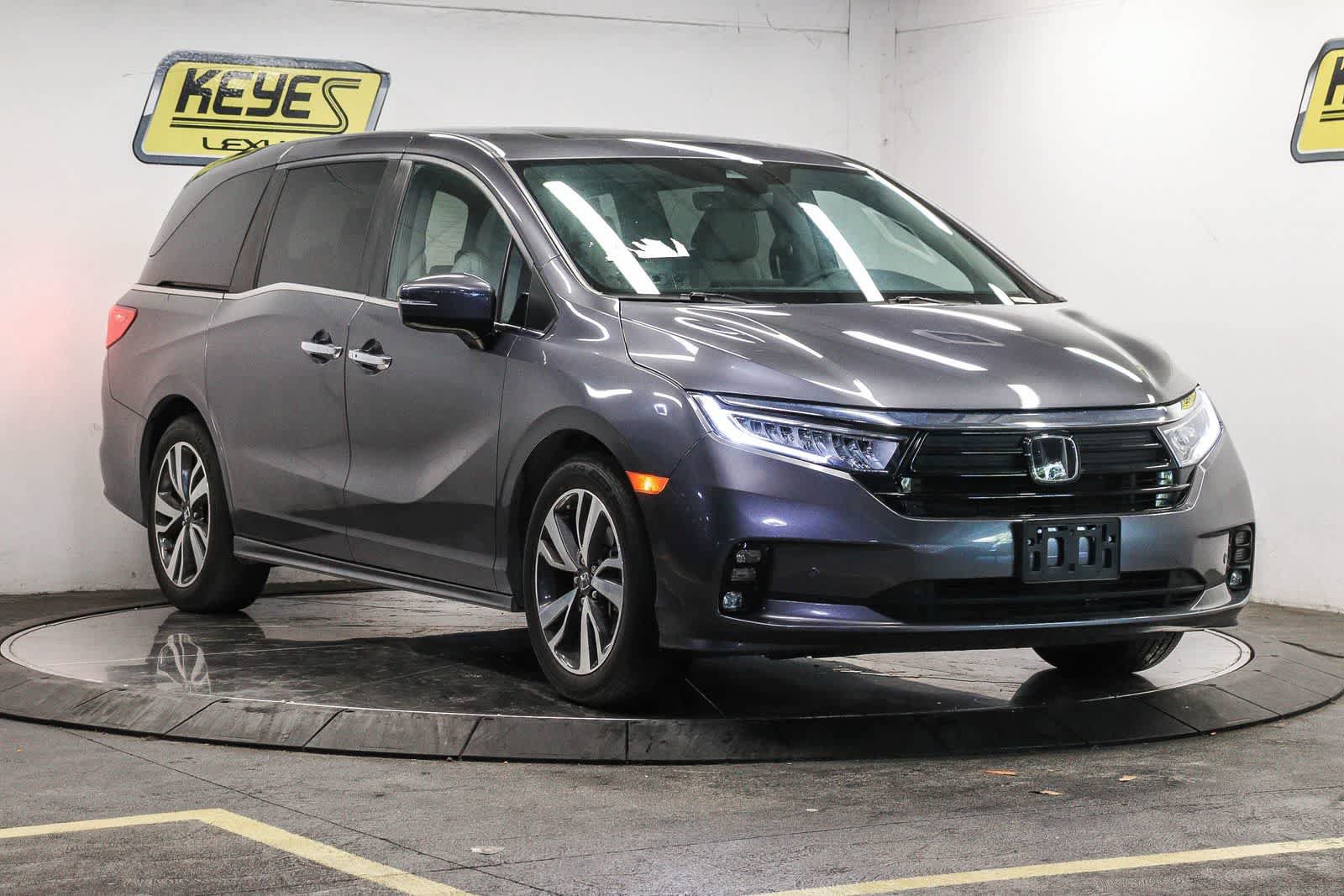 Used 2024 Honda Odyssey Touring image 5