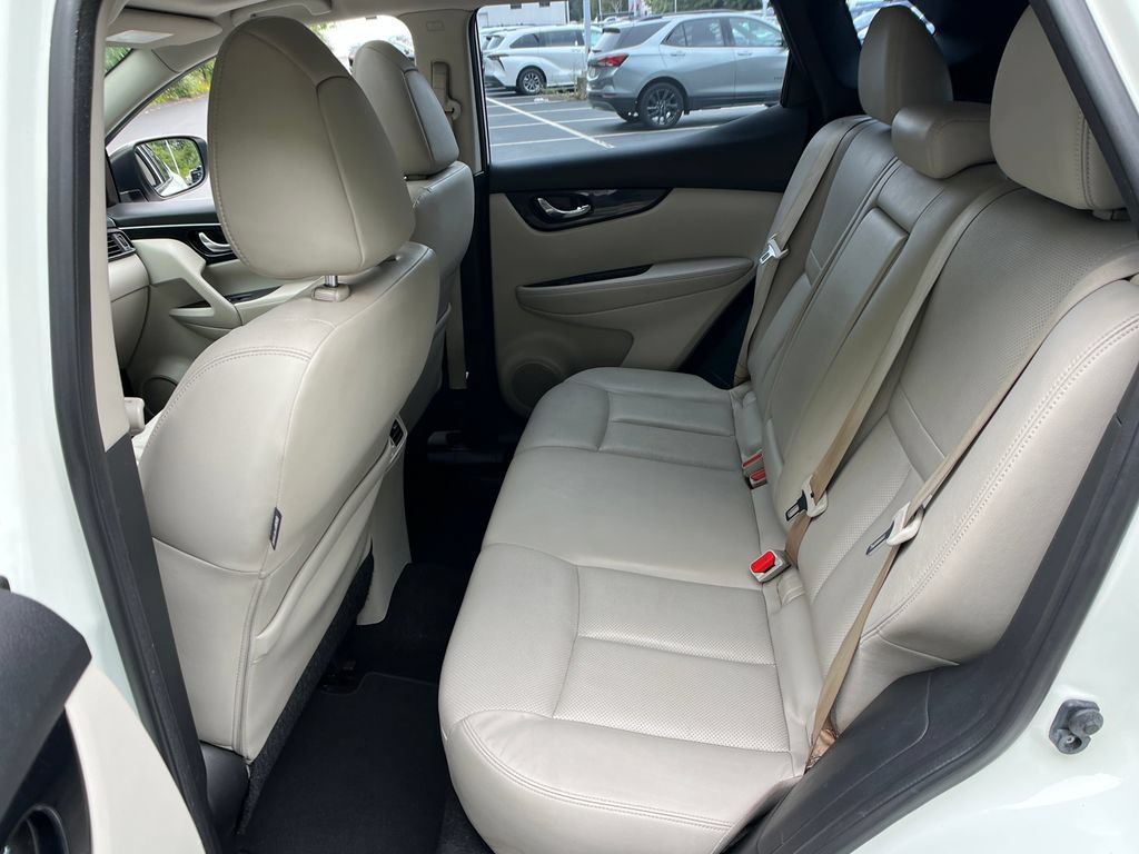 Used 2018 Nissan Rogue Sport SL w/ SL Premium Package AWD/4WD image 22