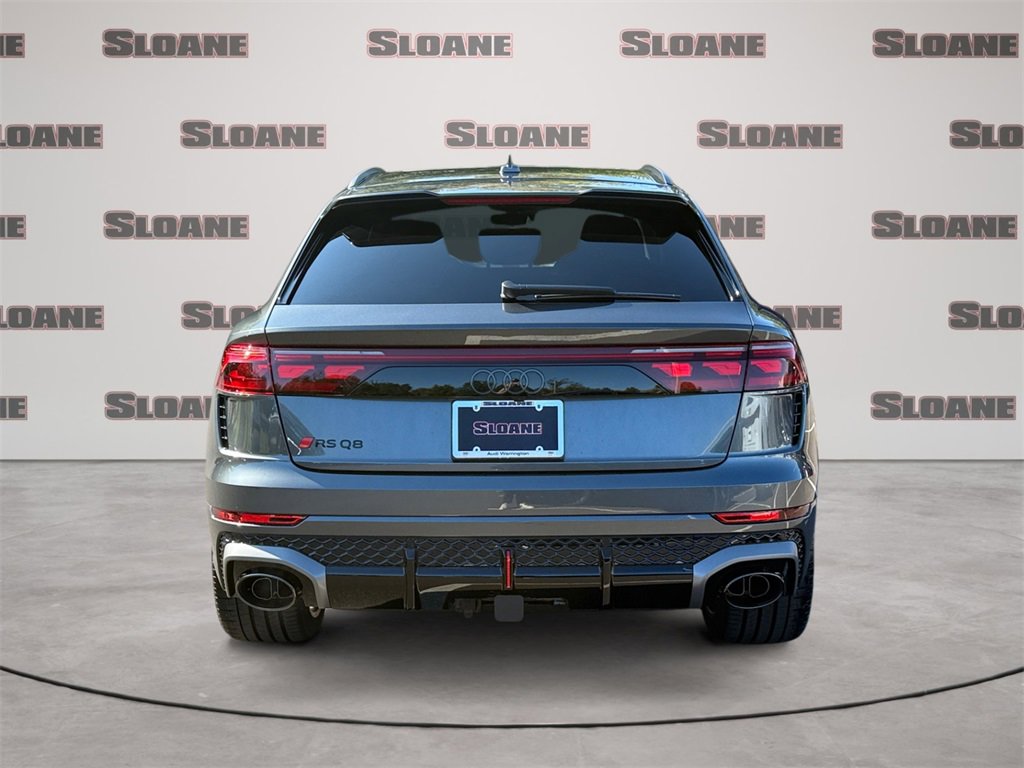 New 2026 Audi RS Q8 performance image 4