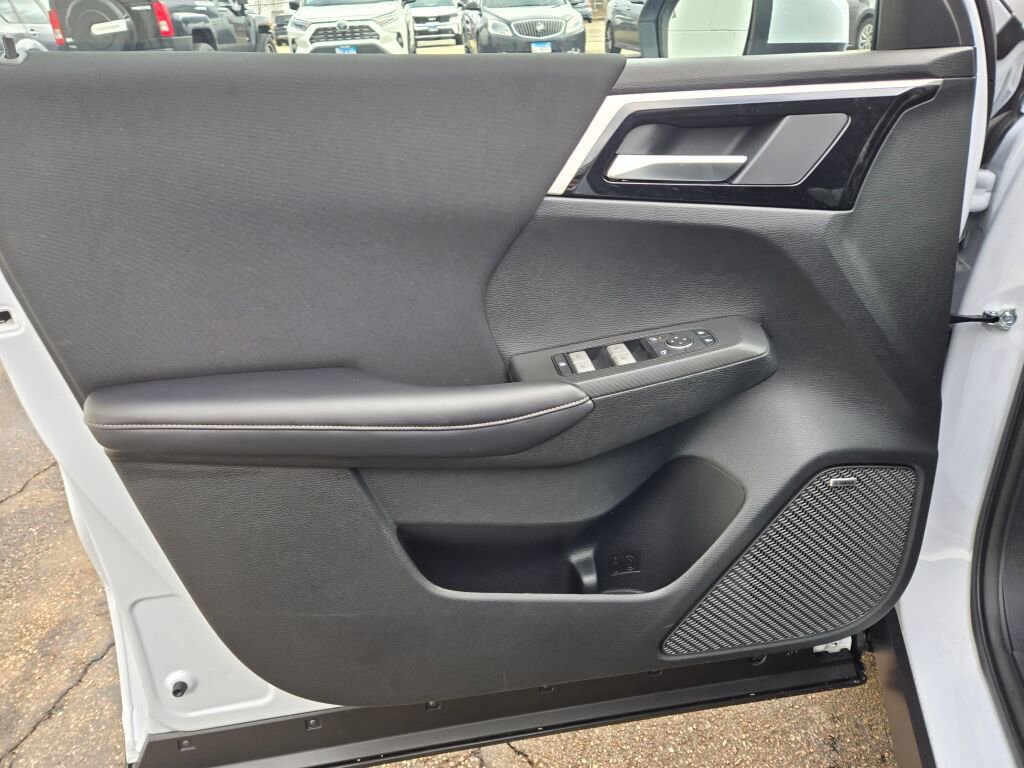 New 2026 Mitsubishi Outlander ES AWD/4WD image 16