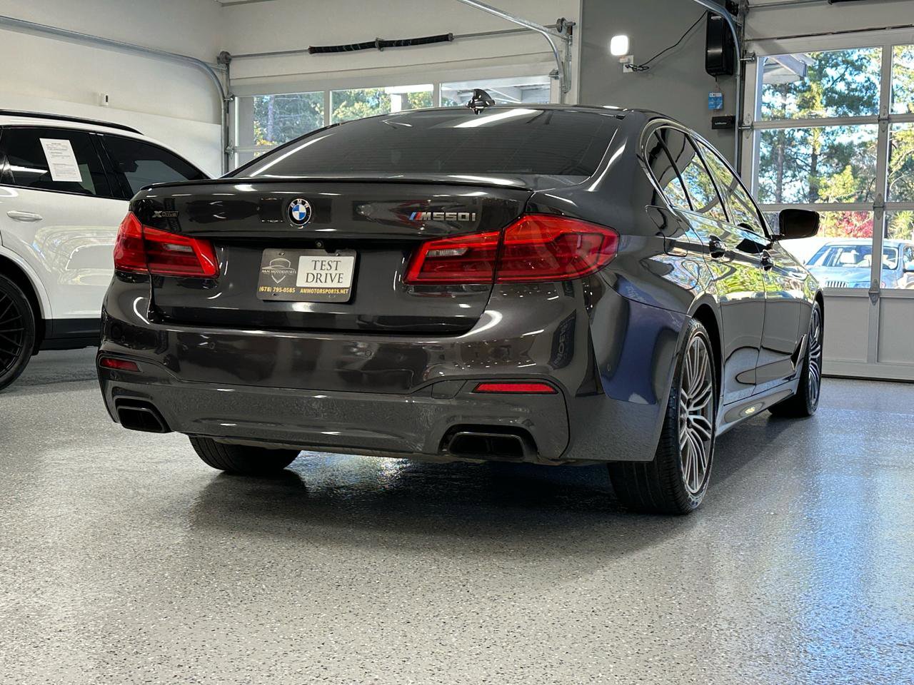 Used 2018 BMW M550i xDrive AWD/4WD image 9