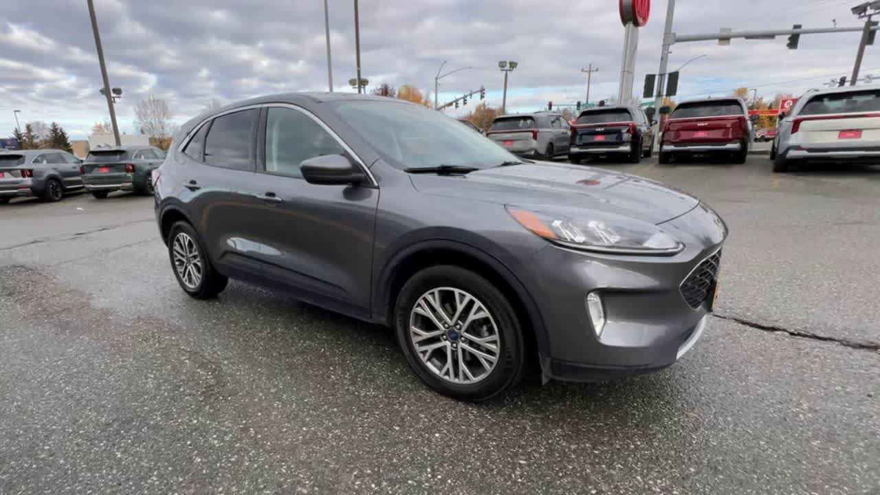 Used 2022 Ford Escape SEL AWD/4WD image 2