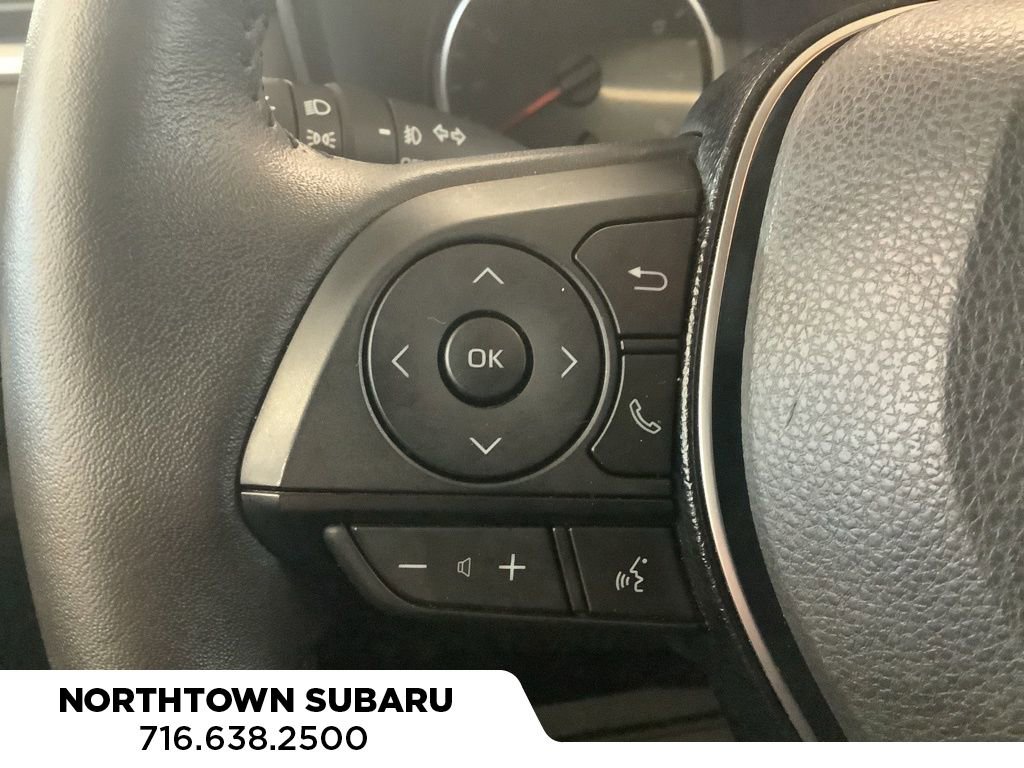 Used 2020 Toyota RAV4 XLE w/ Convenience Package image 14