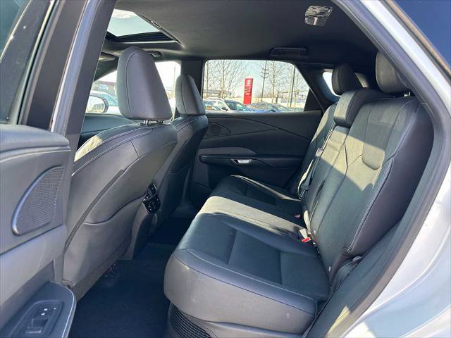 Used 2024 Lexus RX 350 w/ Convenience Package image 17