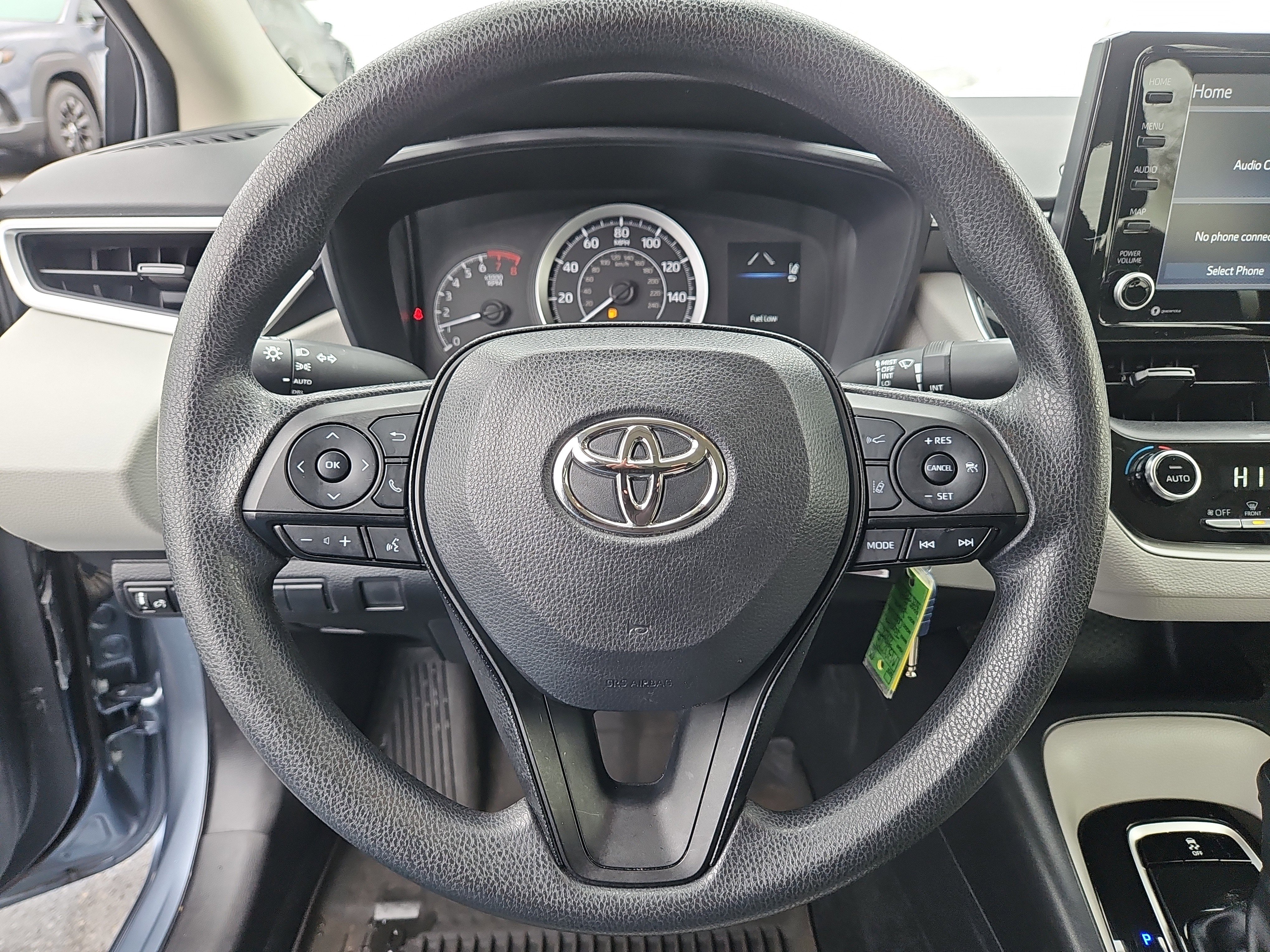 Used 2022 Toyota Corolla LE image 15
