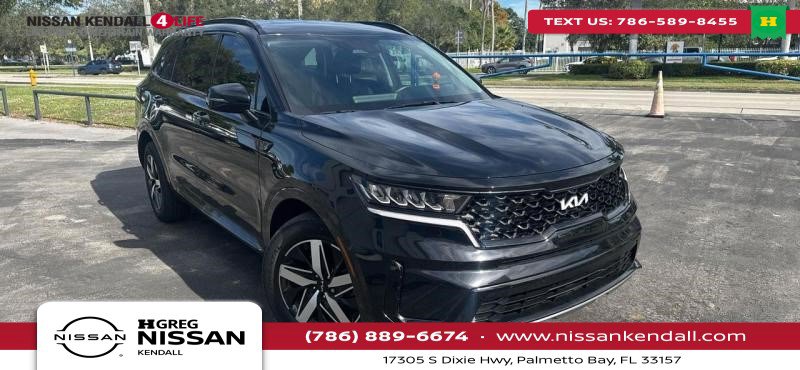 Used 2023 Kia Sorento S