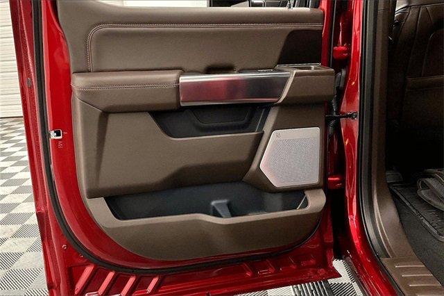 Used 2025 Ford F350 King Ranch image 19