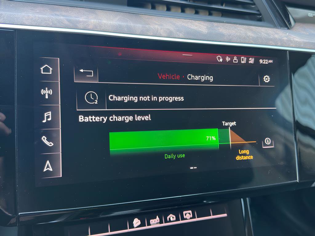 Used 2019 Audi e-tron Premium Plus image 53