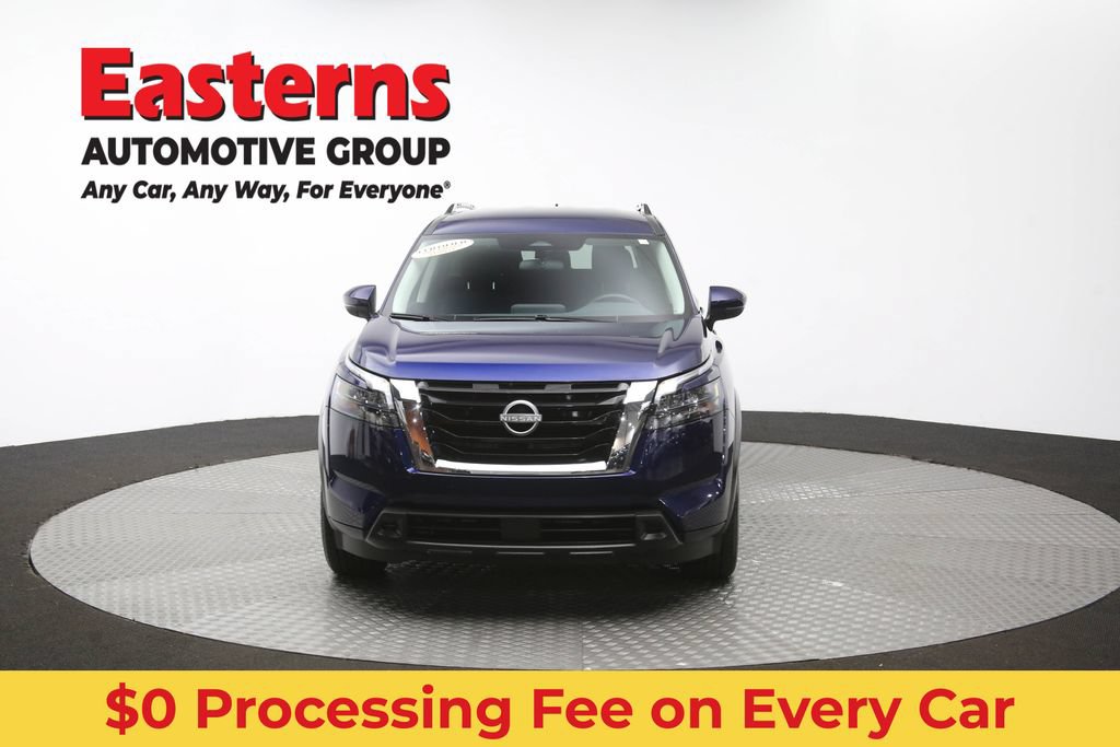 Used 2025 Nissan Pathfinder SV FWD image 52