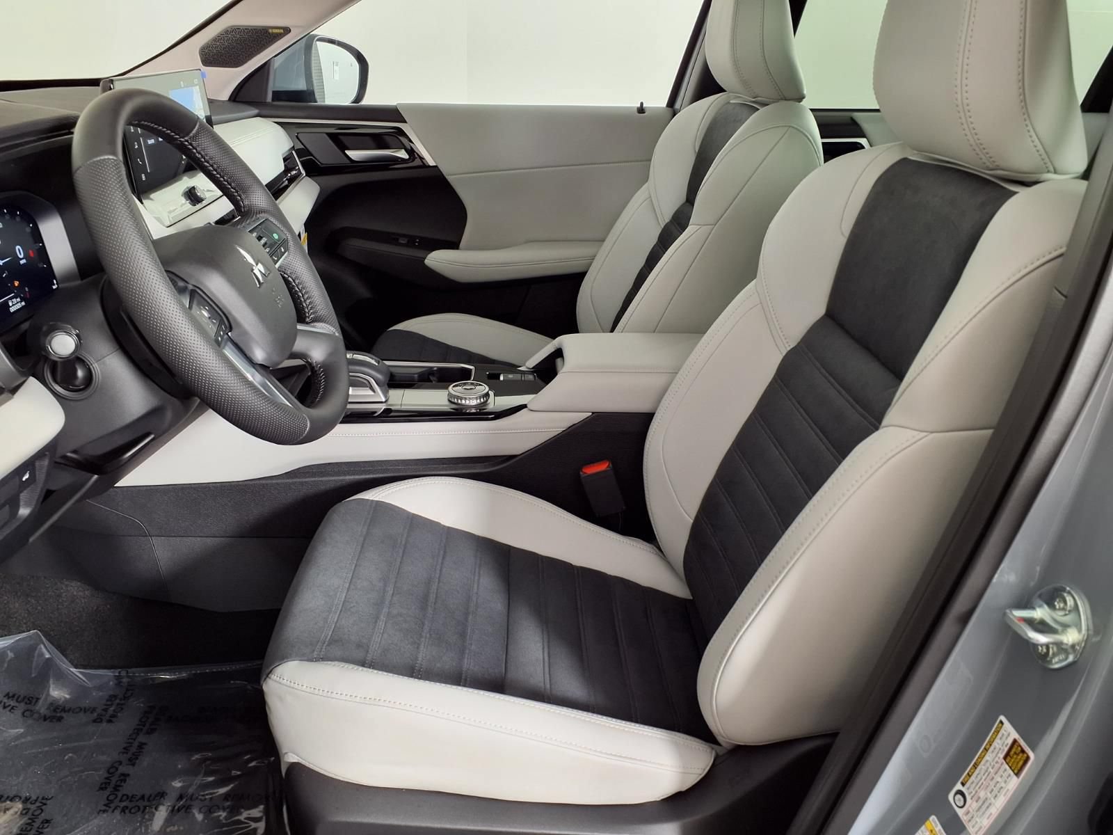 New 2026 Mitsubishi Outlander SE FWD image 20