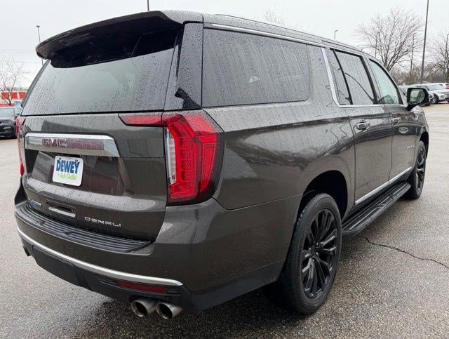 Used 2021 GMC Yukon XL Denali AWD/4WD image 5
