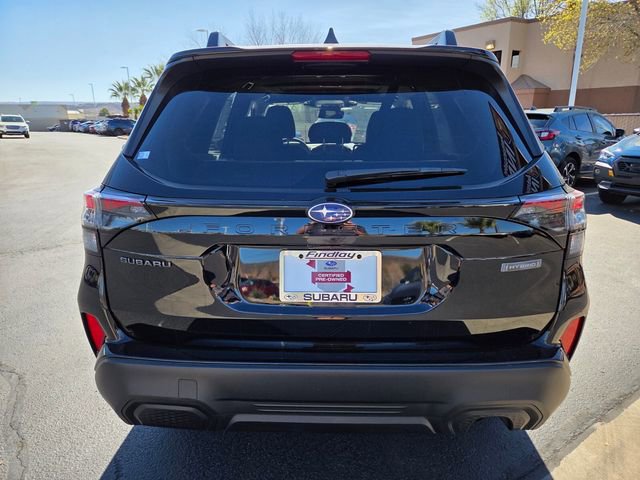 Used 2025 Subaru Forester Premium image 5