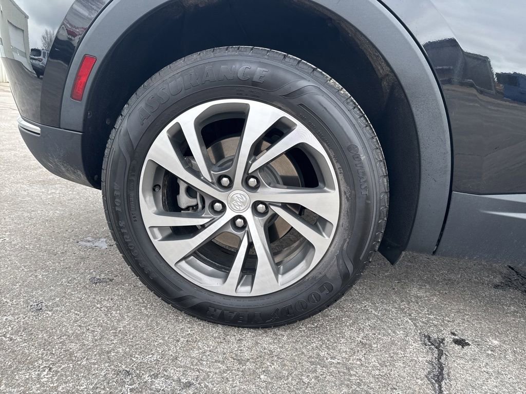 Used 2021 Buick Envision Essence image 9