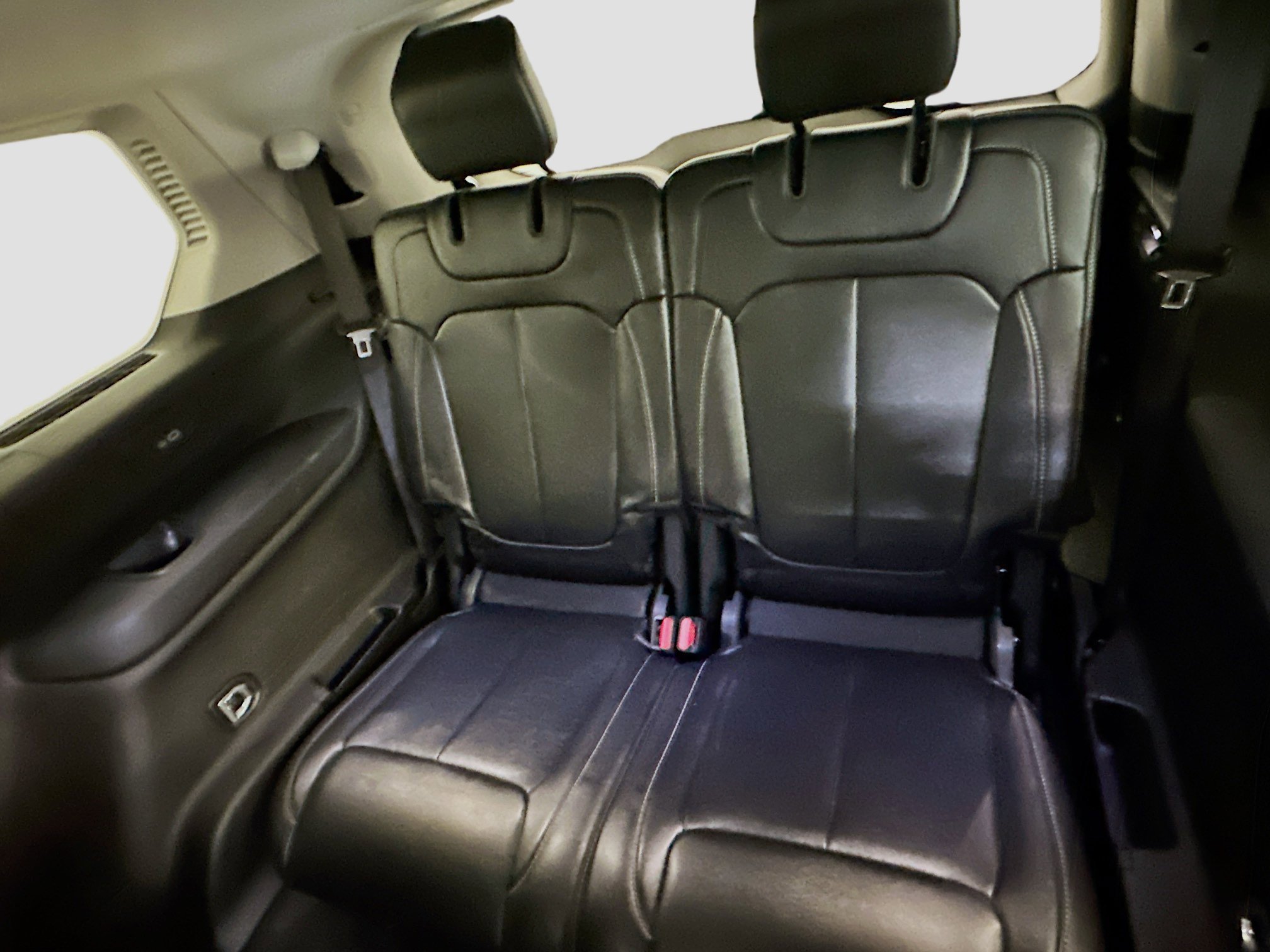 Used 2023 Jeep Grand Cherokee L Limited w/ Trailer Tow Group (B) image 30