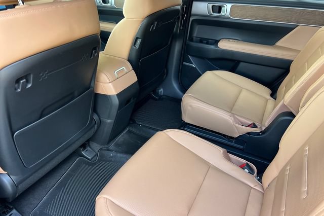 New 2026 Hyundai Santa Fe Calligraphy AWD/4WD image 11