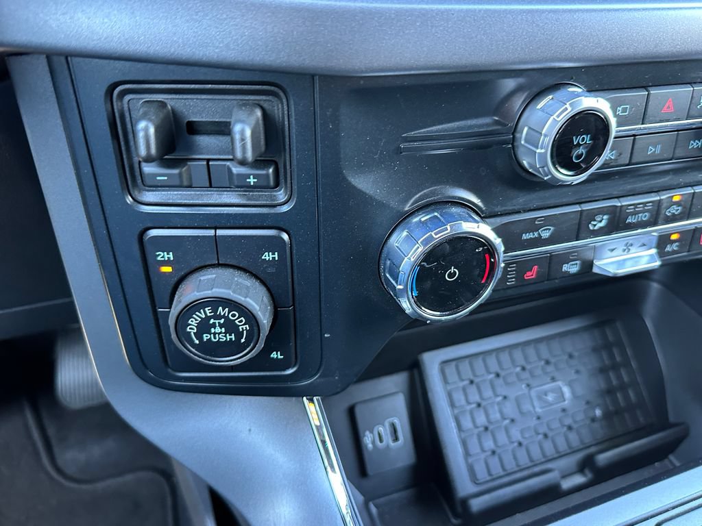 Certified 2025 Ford F150 XLT w/ Equipment Group 302A MID AWD/4WD image 31