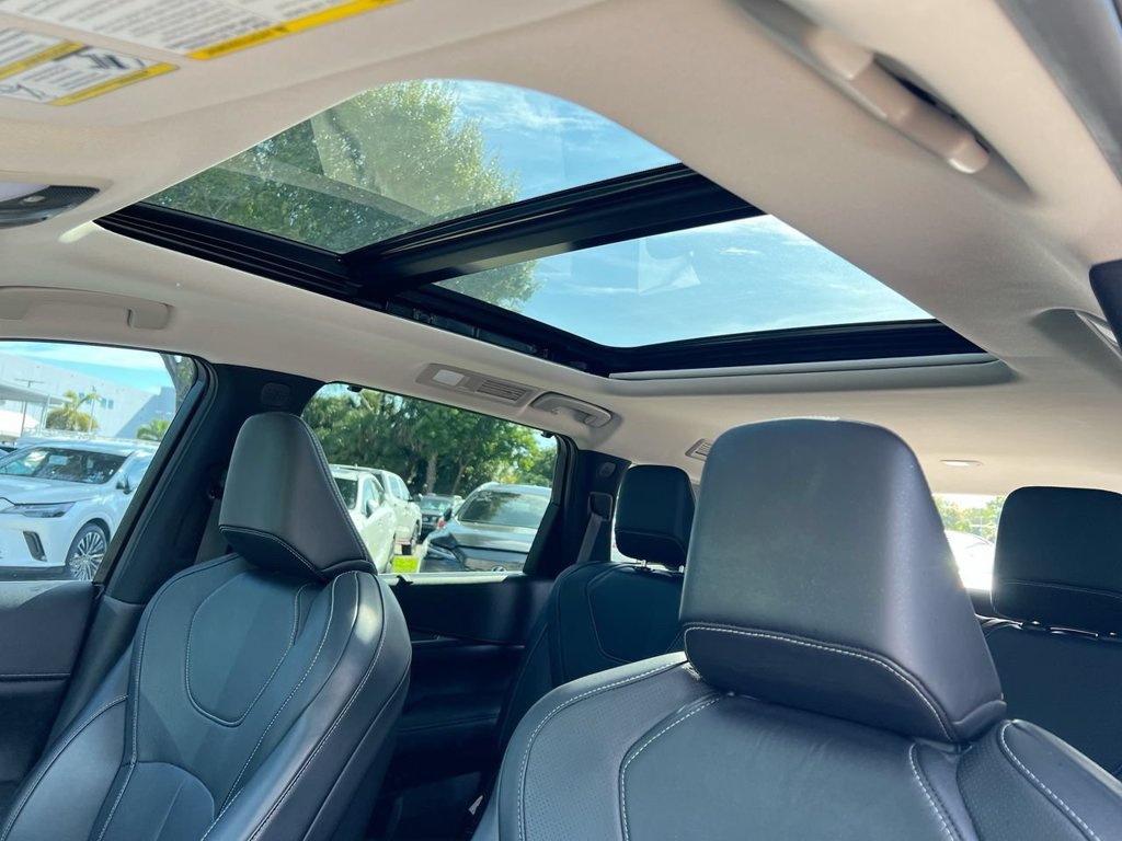 Used 2022 INFINITI QX60 Luxe w/ Cargo Package FWD image 19