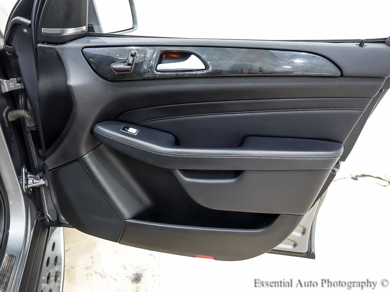 Used 2015 Mercedes-Benz ML 350 4MATIC image 31