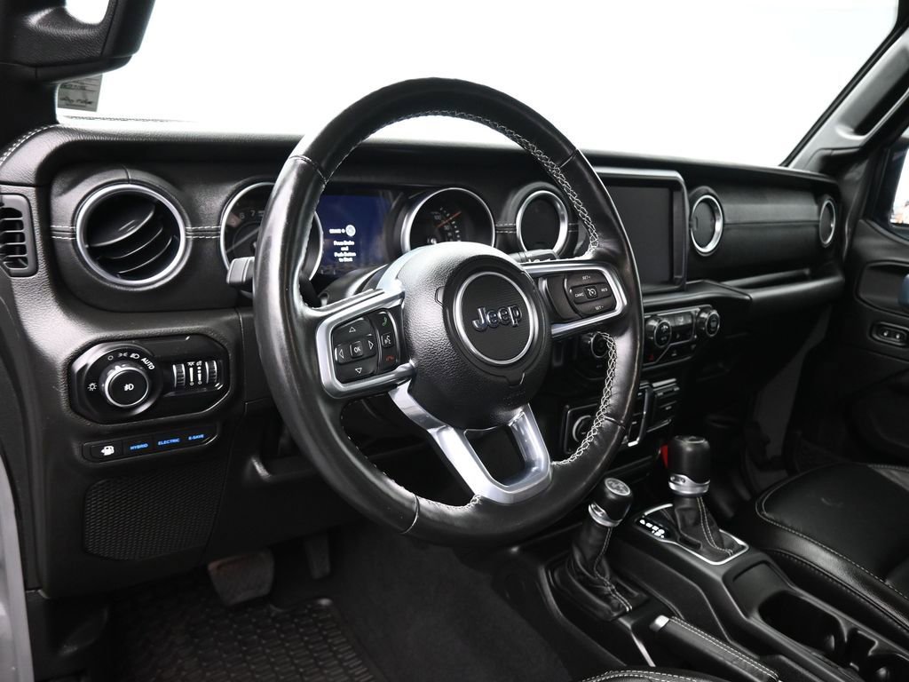 Used 2021 Jeep Wrangler Unlimited Sahara w/ Cold Weather Group image 13