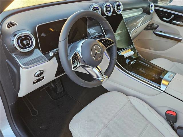 New 2026 Mercedes-Benz GLC 300 image 3