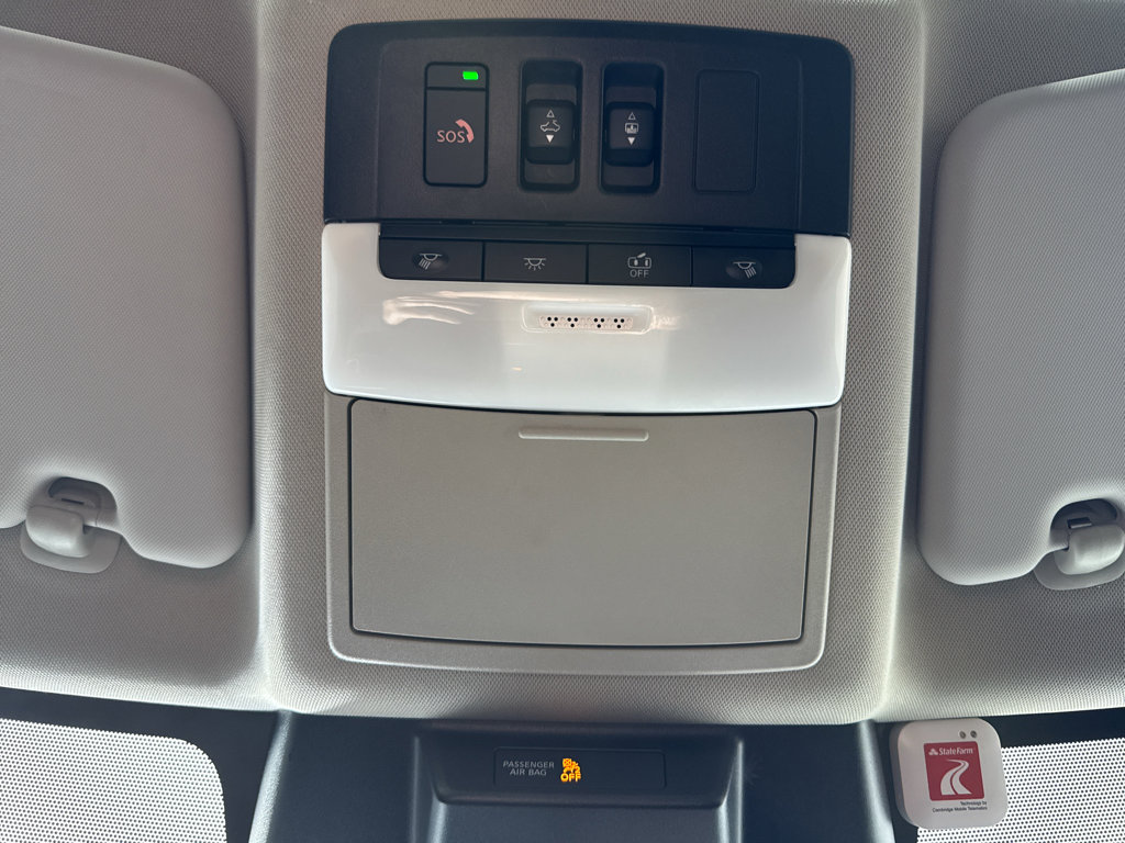 Used 2024 Nissan Rogue SV w/ SV Premium Package image 26