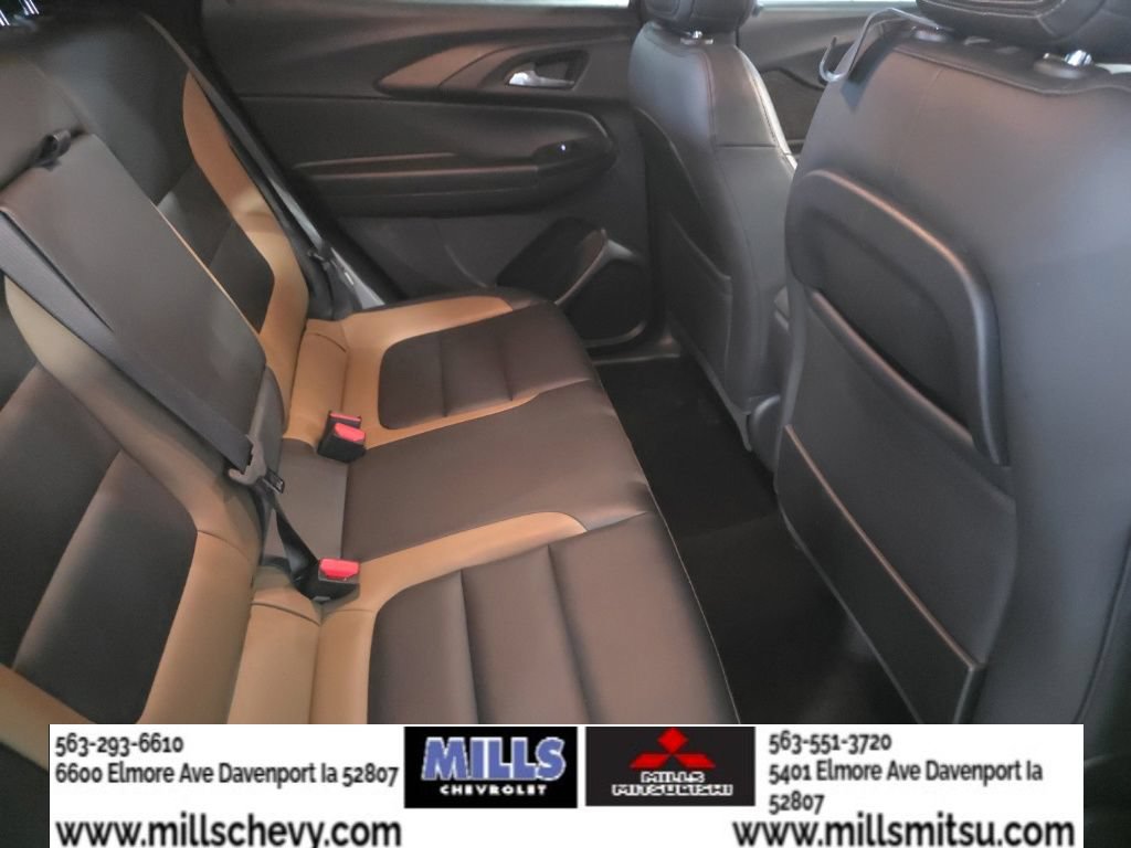 Used 2021 Chevrolet TrailBlazer ACTIV w/ Technology Package AWD/4WD image 17