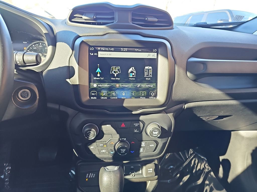 Used 2023 Jeep Renegade Altitude w/ Convenience Group I image 19