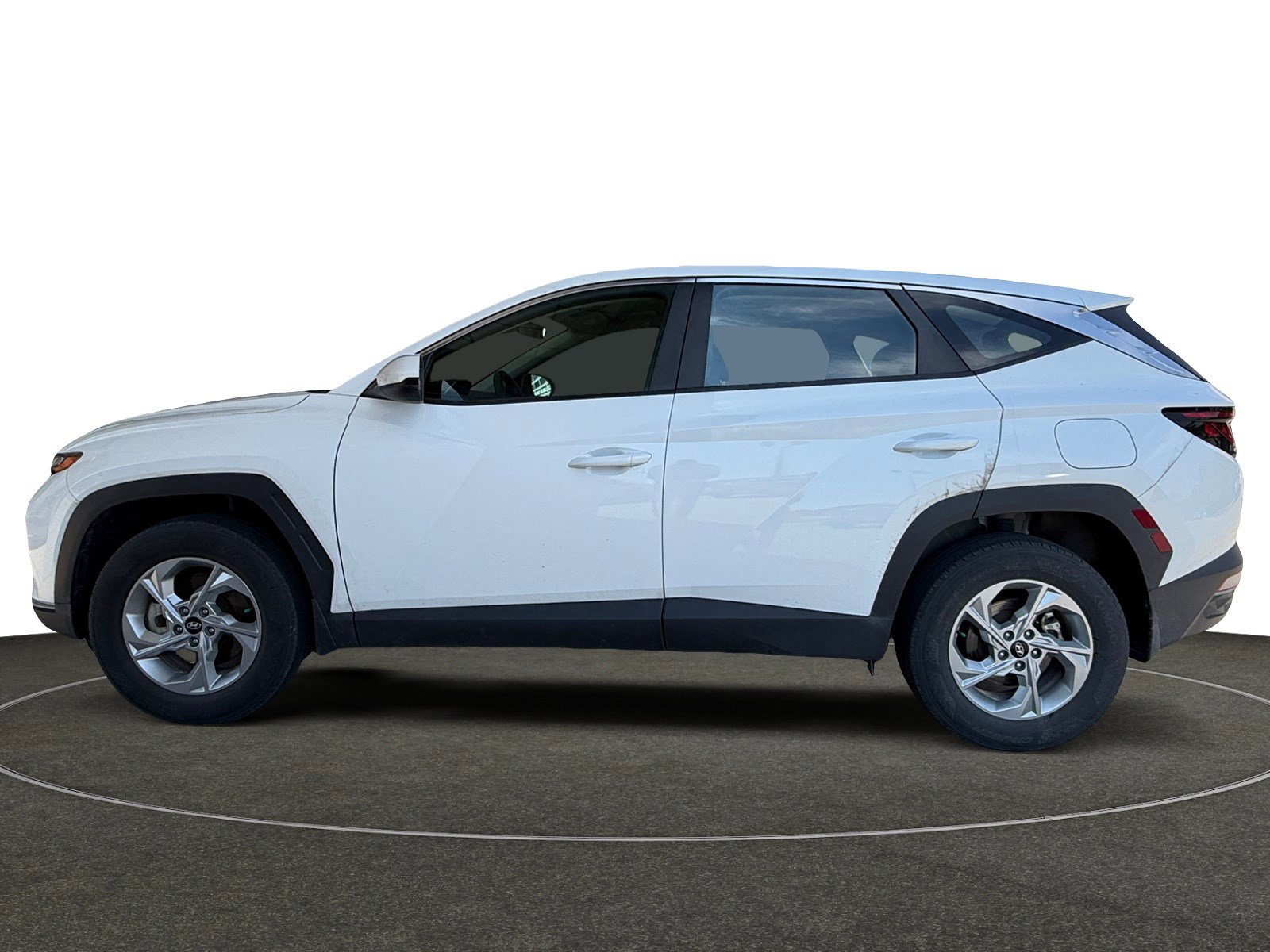 Used 2024 Hyundai Tucson SE AWD/4WD image 2