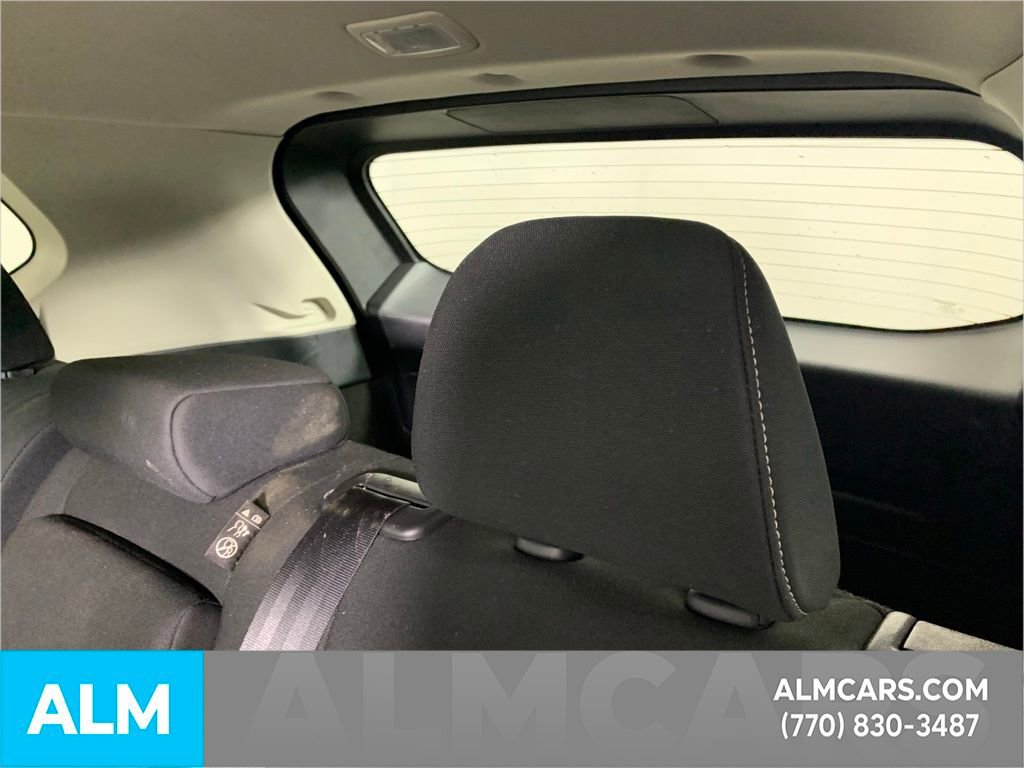 Used 2024 Nissan Rogue S image 27