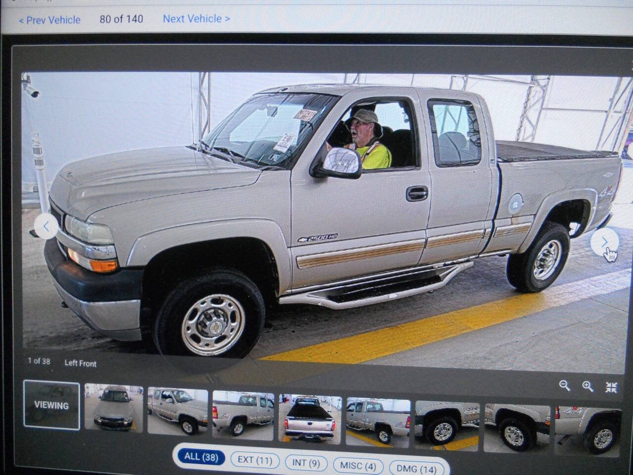 Used 2002 Chevrolet Silverado 2500 LS w/ Electrical Convenience Pkg AWD/4WD image 21