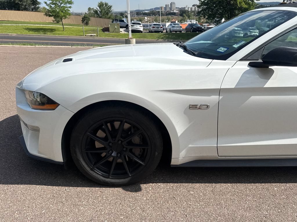 Certified 2019 Ford Mustang GT Premium w/ Equipment Group 401A RWD image 28
