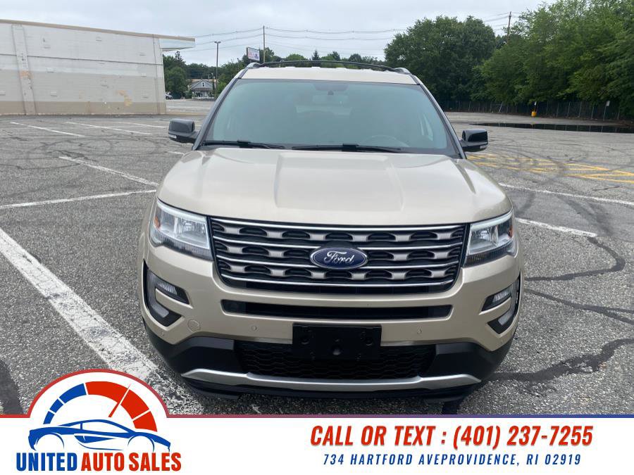 Used 2017 Ford Explorer XLT w/ Equipment Group 201A image 8