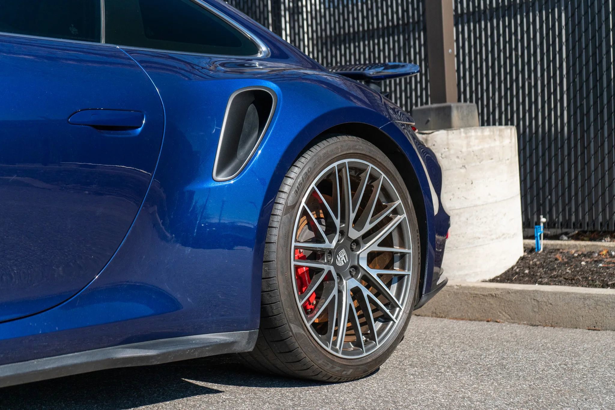 Used 2021 Porsche 911 Turbo image 41