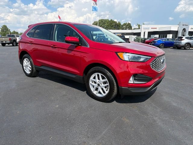 Used 2024 Ford Edge SEL w/ Convenience Package AWD/4WD image 2
