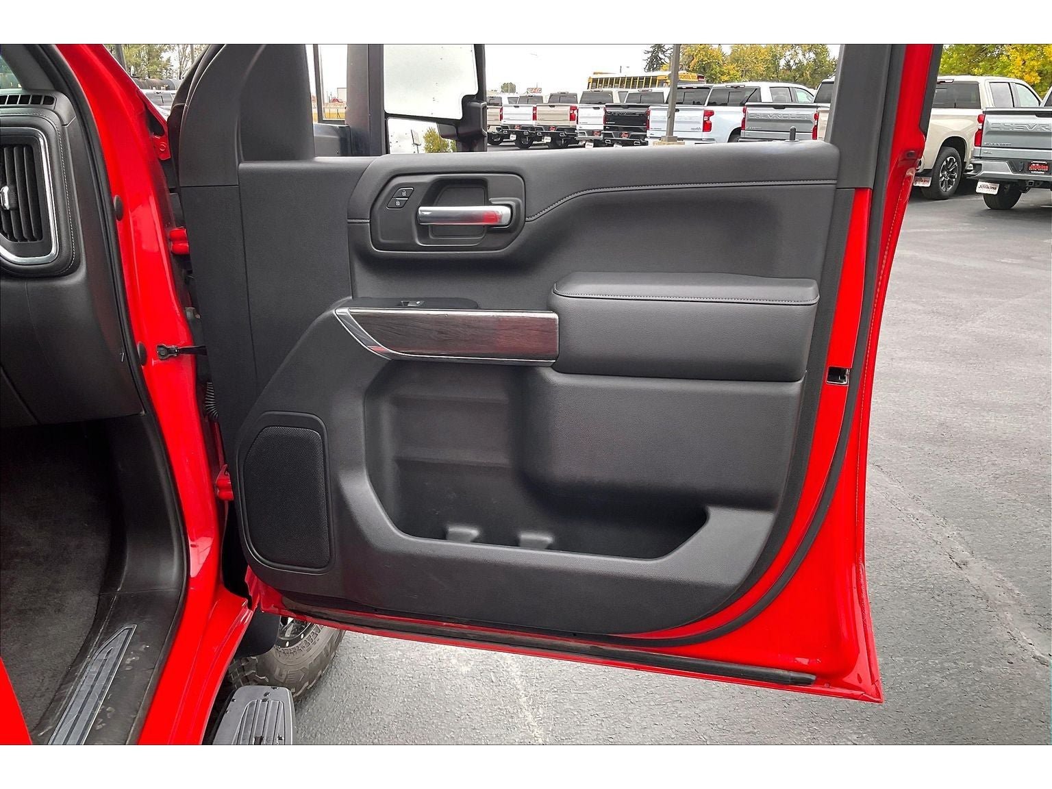 Used 2020 Chevrolet Silverado 3500 LTZ AWD/4WD image 25