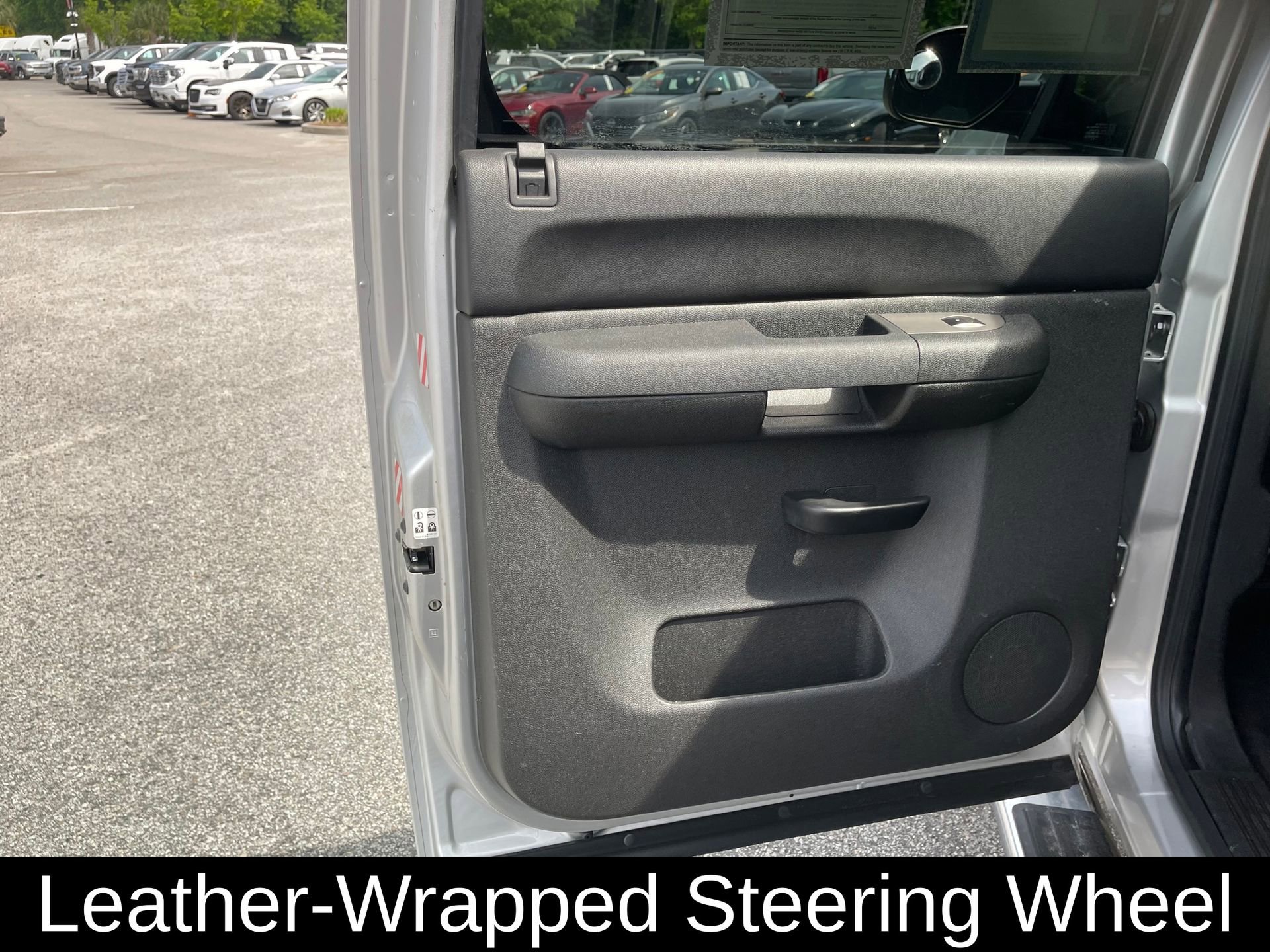 Used 2010 Chevrolet Silverado 1500 LT w/ Regional Value Package image 19