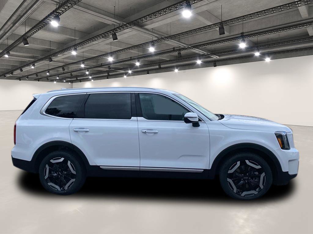 Used 2024 Kia Telluride S w/ S Sunroof Package image 9