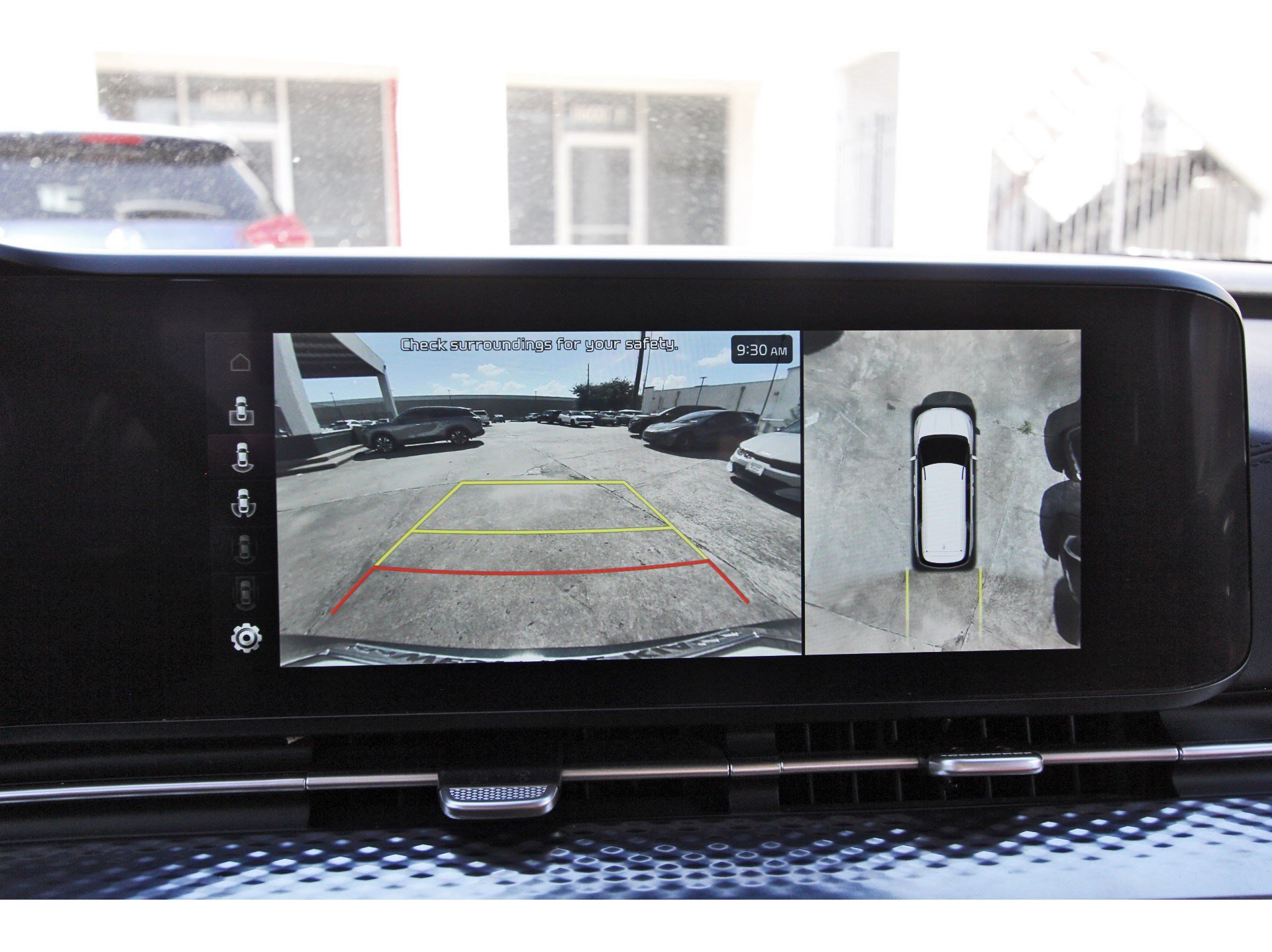 Certified 2024 Kia Carnival SX Prestige FWD image 29