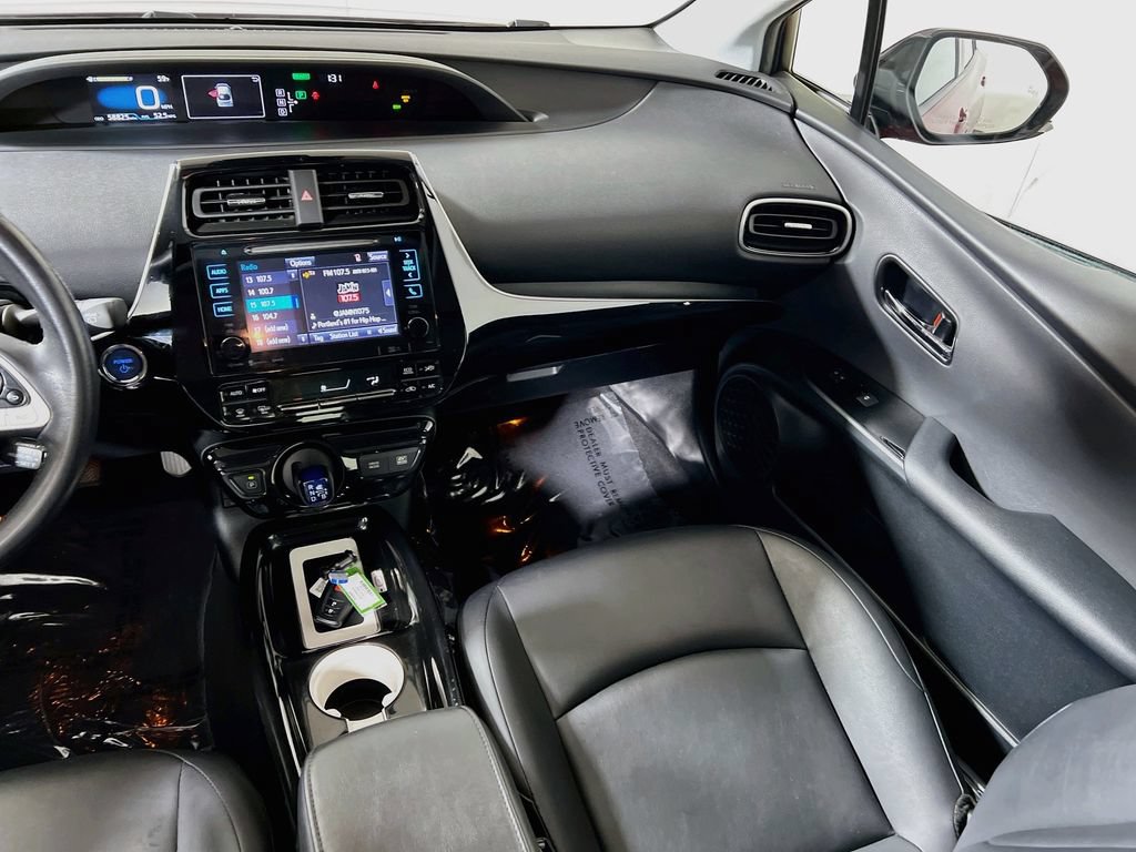 Used 2016 Toyota Prius Four w/ Advanced Technology Package FWD image 21