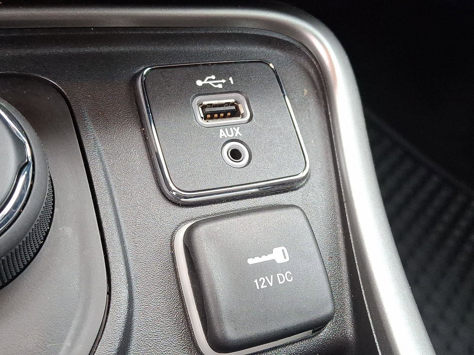 Used 2020 Jeep Compass Latitude w/ Popular Equipment Group image 24