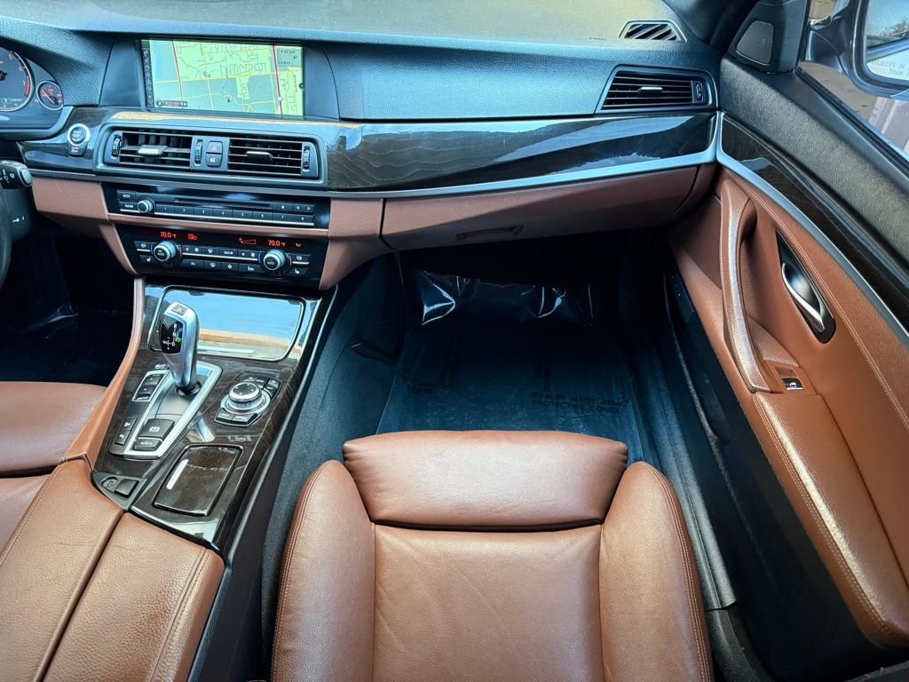 Used 2012 BMW 535i xDrive Sedan image 28