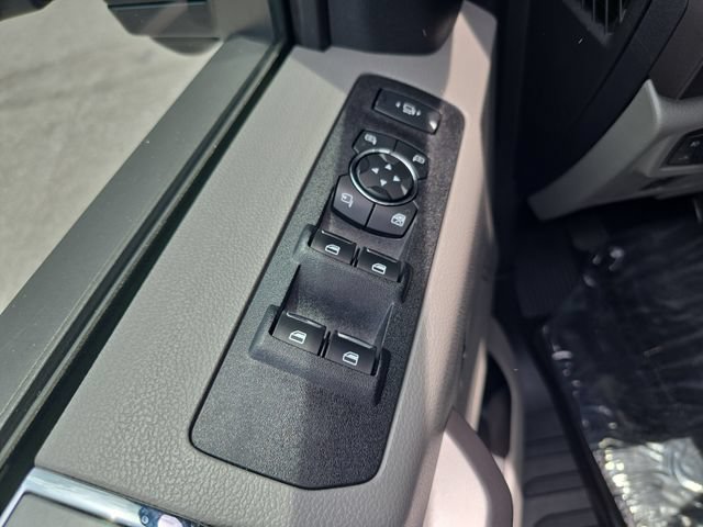 Used 2020 Ford F250 XLT w/ XLT Premium Package AWD/4WD image 16
