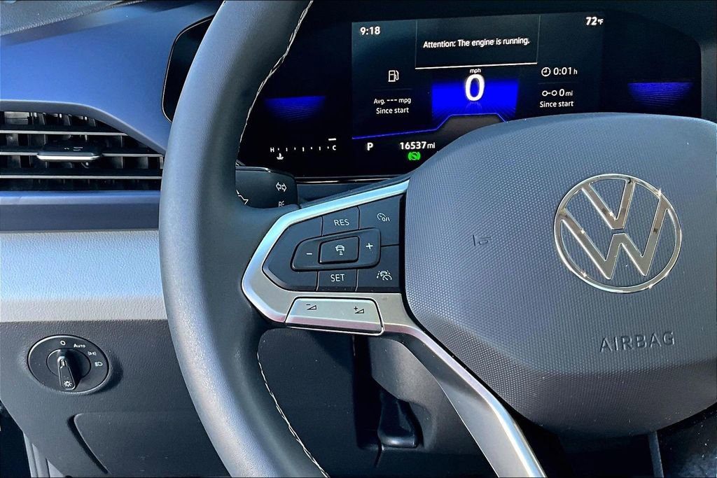 Certified 2023 Volkswagen Taos SE w/ Panoramic Sunroof Package image 24
