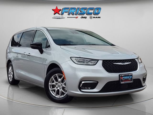 Certified 2024 Chrysler Pacifica Touring-L