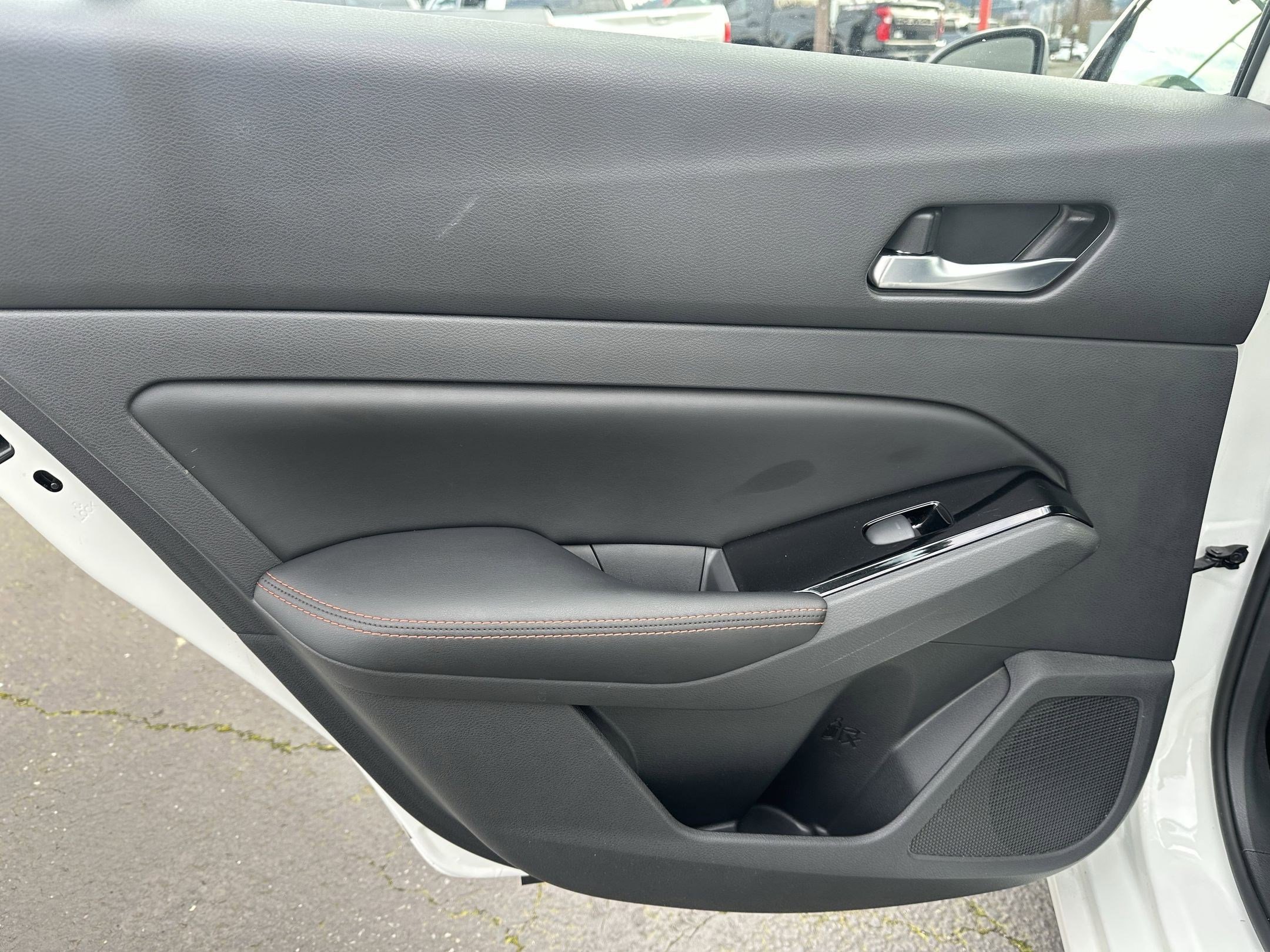 Used 2023 Nissan Altima 2.5 SR image 13