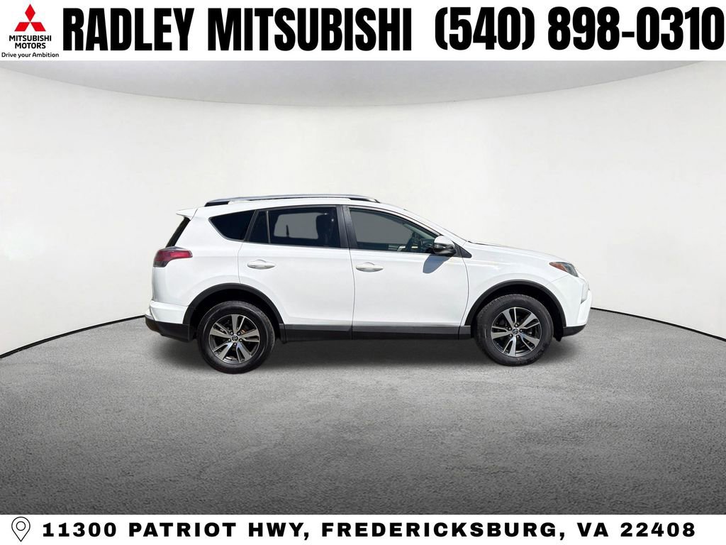 Used 2017 Toyota RAV4 XLE FWD image 19
