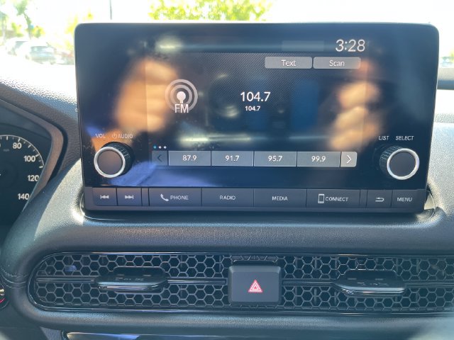 Certified 2024 Honda HR-V LX image 33