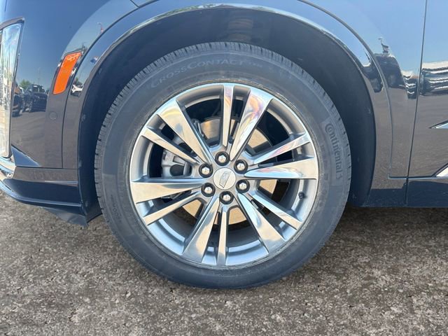 Used 2022 Cadillac XT6 Premium Luxury w/ Platinum Package AWD/4WD image 14