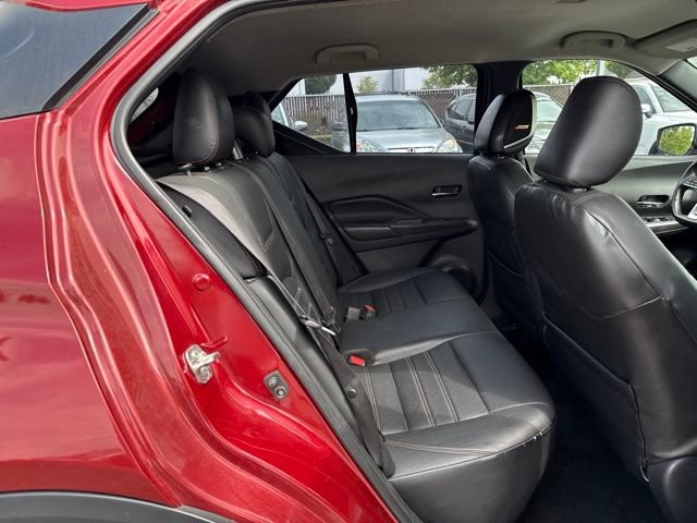 Used 2020 Nissan Kicks SR w/ SR Premium Package FWD image 10
